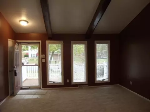 1209 Cedar Ln, Dyer, IN 46311 photo 4