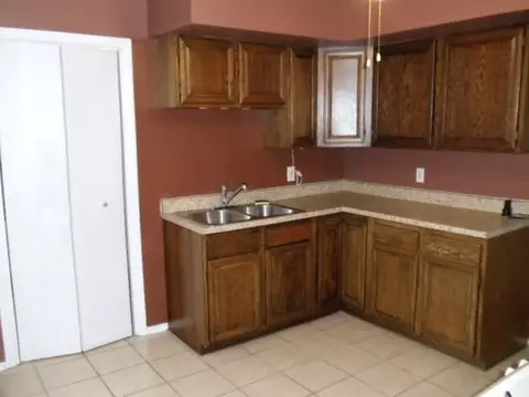 1209 Cedar Ln, Dyer, IN 46311 photo 3