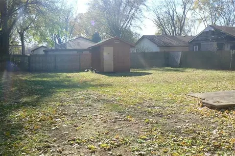5837 W 29 Pl, Gary, IN 46406 photo 2