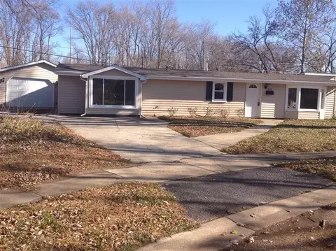 1435 East End Ave, Dyer, IN 46311 photo 1