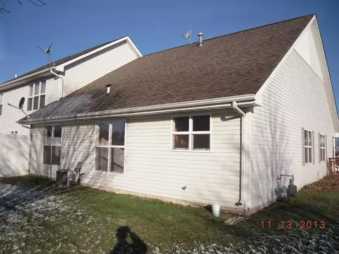 7577 E 108th Ave, Crown Point, IN 46307 photo 2