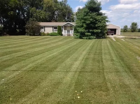 6458 E Bootjack Rd, Rolling Prairie, IN 46371 photo 3