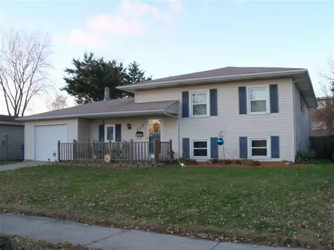 808 39th Ln, Griffith, IN 46319 photo 1