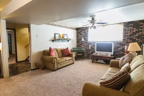 8760 Monroe Ave, Munster, IN 46321 photo 10