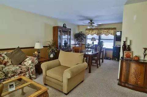 8760 Monroe Ave, Munster, IN 46321 photo 4