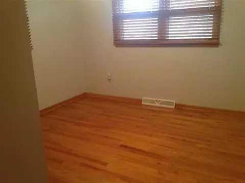 839 N Broad St, Griffith, IN 46319 photo 10
