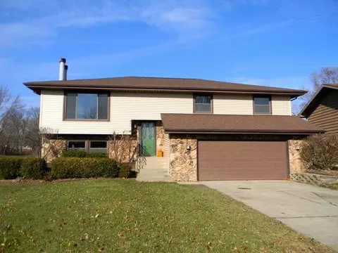421 River Dr, Munster, IN 46321 photo 1