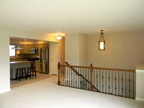 421 River Dr, Munster, IN 46321 photo 4