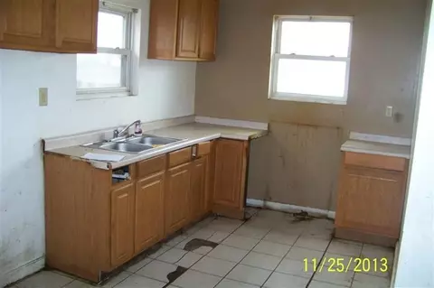 358 Tompkins St, Gary, IN 46406 photo 5