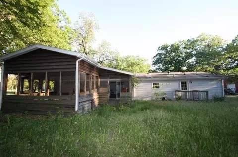 1318 E Division St, De Motte, IN 46310 photo 7