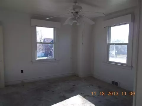 734 Arthur St, Gary, IN 46404 photo 5