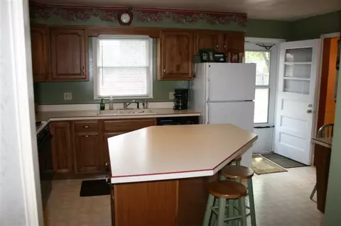 717 N Jay St, Griffith, IN 46319 photo 7