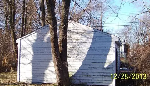 3624 Buchanan St, Gary, IN 46406 photo 2
