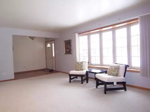800 Robin Ct, Dyer, IN 46311 photo 7