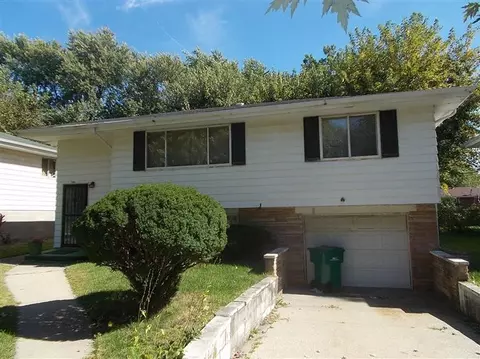 2265 Hendricks St, Gary, IN 46404 photo 1