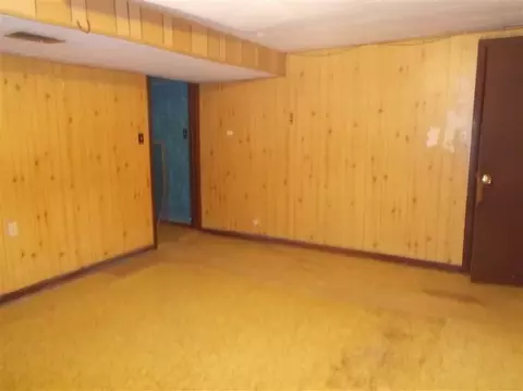 2265 Hendricks St, Gary, IN 46404 photo 7