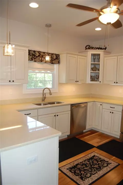 129 E Junco St, Kouts, IN 46347 photo 7