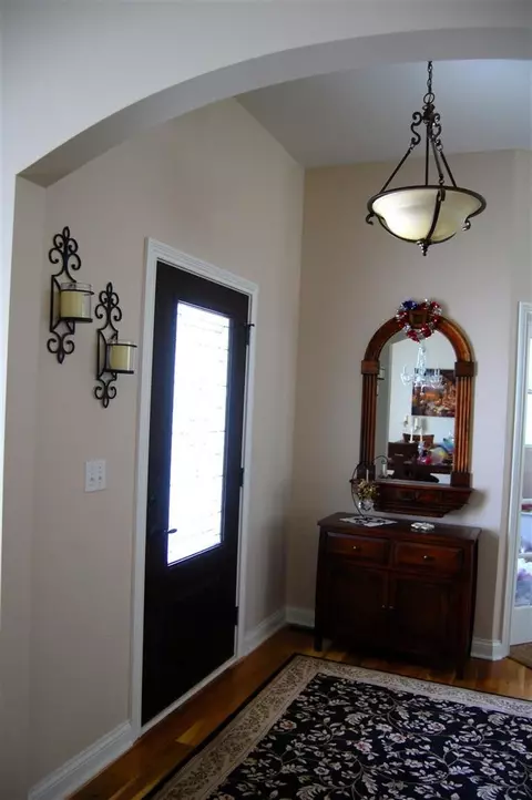 129 E Junco St, Kouts, IN 46347 photo 4