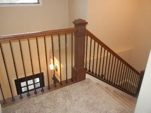 1154 Legacy Dr, Burns Harbor, IN 46304 photo 8