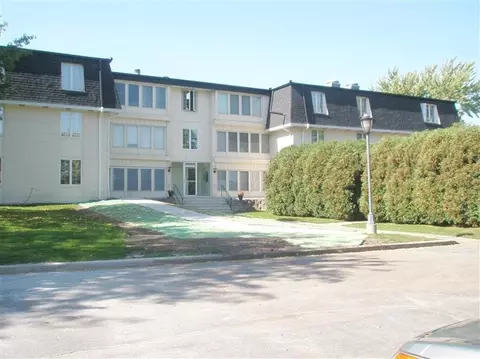 8831 Harrison Ave #201, Munster, IN 46321 photo 4