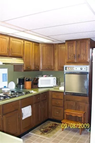 402 E Commercial Ave, Lowell, IN 46356 photo 3