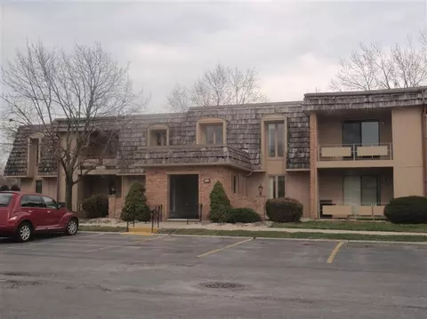445 Old Stone Rd #A1, Munster, IN 46321 photo 1