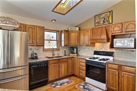 3266 Trailside Pl, Crown Point, IN 46307 photo 6