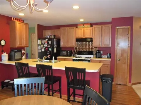 1757 E 105th Ave, Crown Point, IN 46307 photo 3