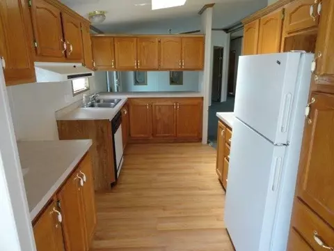 927 E 950, Wheatfield, IN 46392 photo 3
