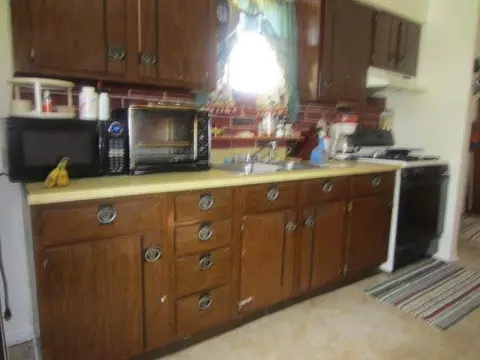 520 E Dahlgren St, Crown Point, IN 46307 photo 5