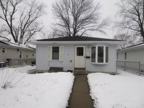 520 E Dahlgren St, Crown Point, IN 46307 photo 1