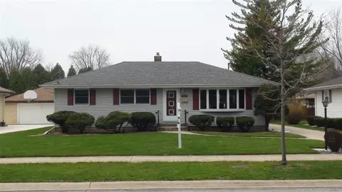 9012 Parrish Ave, Highland, IN 46322 photo 1