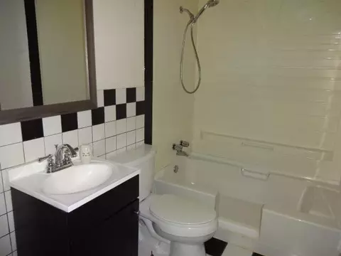 3611 Colfax St, Gary, IN 46408 photo 5