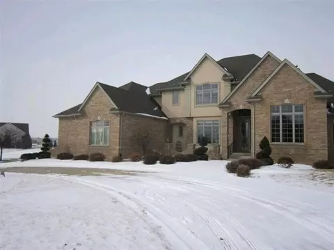 4950 E 107th Ct, Crown Point, IN 46307 photo 2