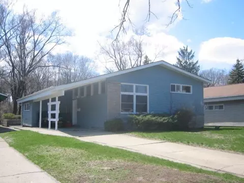 6829 Ash Pl, Gary, IN 46403 photo 1
