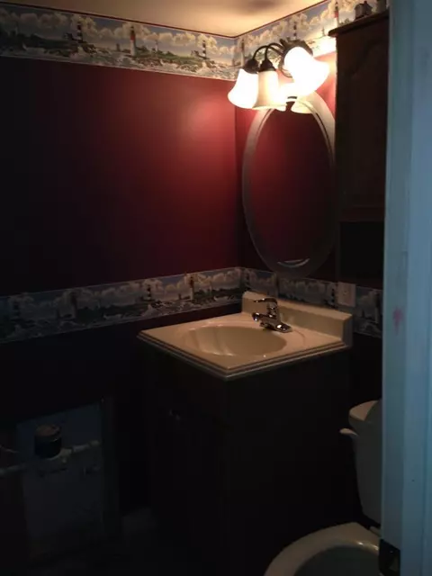 944 W Ash St, Griffith, IN 46319 photo 10