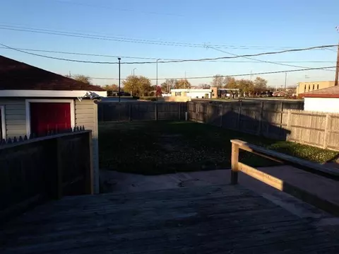 944 W Ash St, Griffith, IN 46319 photo 11