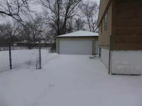 430 King St, Gary, IN 46406 photo 3