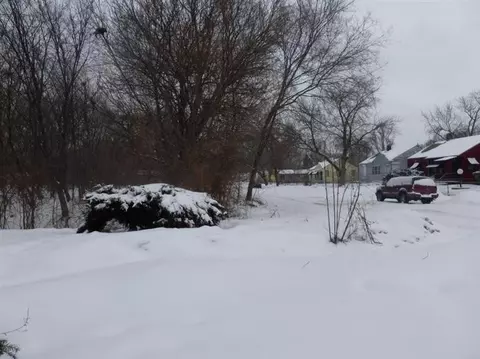 430 King St, Gary, IN 46406 photo 2