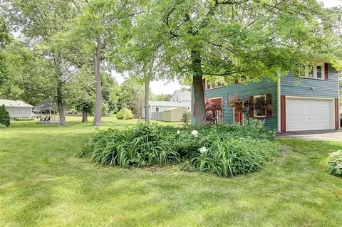 105 South St, Crown Point, IN 46307 photo 33