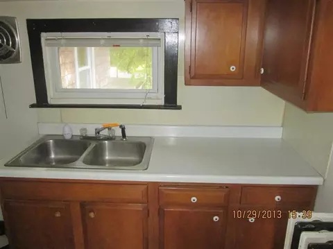 621 Cherry St, Hammond, IN 46324 photo 5