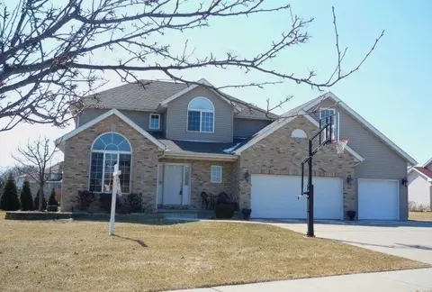 7337 E 106th Ave, Crown Point, IN 46307 photo 1