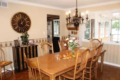 617 Holly Ln, Griffith, IN 46319 photo 5