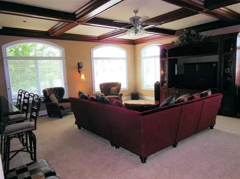9738 Warwick Ct, Munster, IN 46321 photo 9