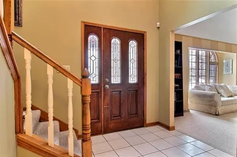 1331 Brandywine Dr, Munster, IN 46321 photo 3
