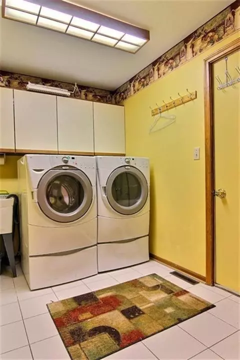 1331 Brandywine Dr, Munster, IN 46321 photo 10
