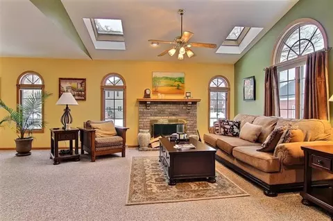 1331 Brandywine Dr, Munster, IN 46321 photo 8