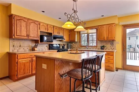 1331 Brandywine Dr, Munster, IN 46321 photo 5