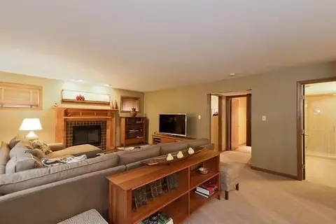 70 Schmidt Dr, Dyer, IN 46311 photo 10