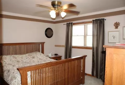 1642 W Pine St, Griffith, IN 46319 photo 9